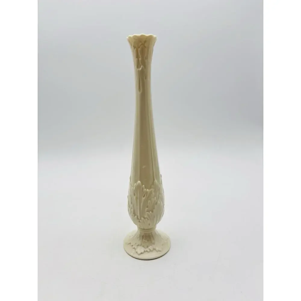 Lenox Classic Ivory Florentine Porcelain Bud Vase with Acanthus Leaf Embossed